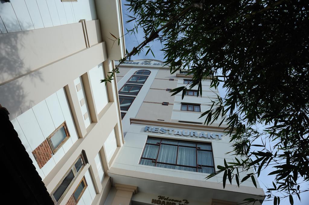 Hoang Yen Hotel Thuan An Екстер'єр фото